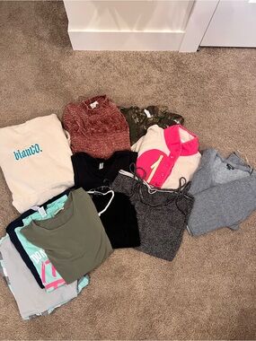 Mixed Tops Pack - Pink, Rust, Olive, Gray, Cream, Black size S/M